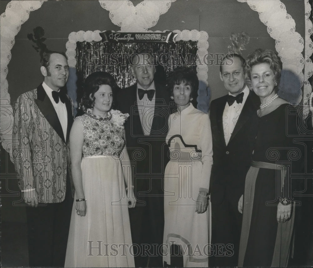 1972 Members of Pinetree Country Club, Valentine&#39;s Day weekend Party - Historic Images