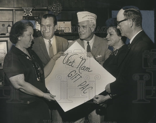 1969, Tutwiler Hotel Volunteers prepare gift packages for Vietnam - Historic Images
