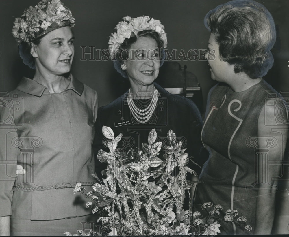 1966, Mrs. Argus Fuller, Mrs. Lewis Cato, Mrs. W. E. Mills at Event - Historic Images