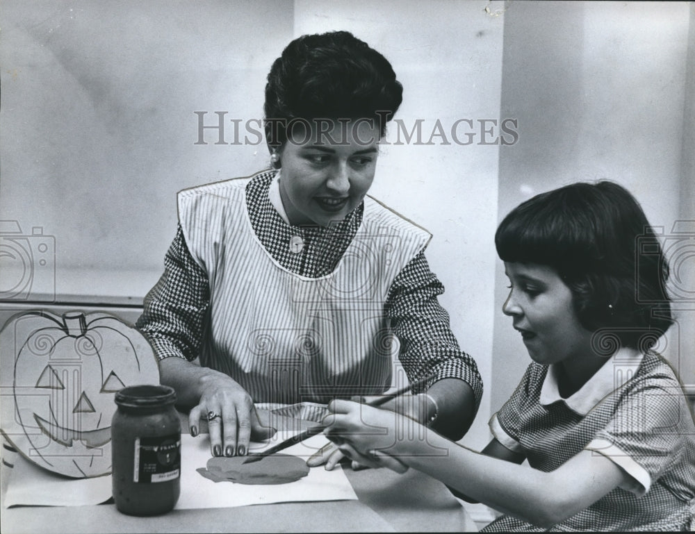 1962, Mrs. Donald Collins, Service Guild member in Alabama - Historic Images