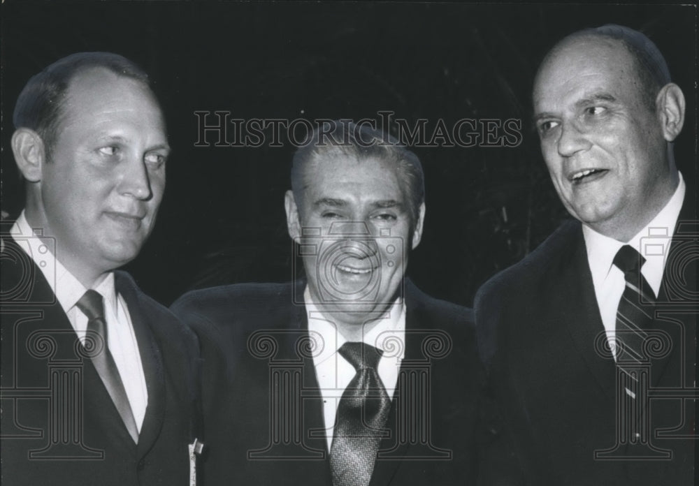 1970, Entertainer Pat Buttram with Ollie Scott and Hank Prickett - Historic Images