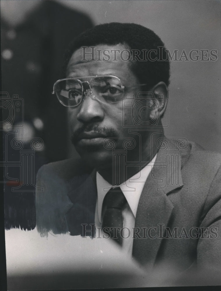 1985, Willie Davis, Mayor Arrington Aide - abno00644 - Historic Images