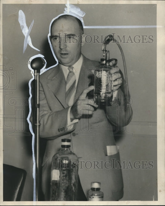 1942, Doctor George Denison, Health Meeting - abno00686 - Historic Images
