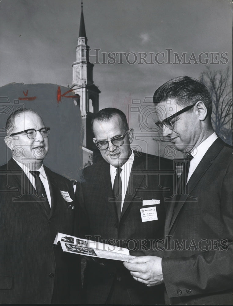 1966, Doctor Woodrow R. Byrum, others, at pharmacy seminar, Alabama - Historic Images