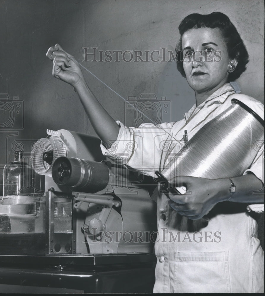 1959 Mrs. Mary G. Chapman with model, rayon-making machine, Alabama - Historic Images