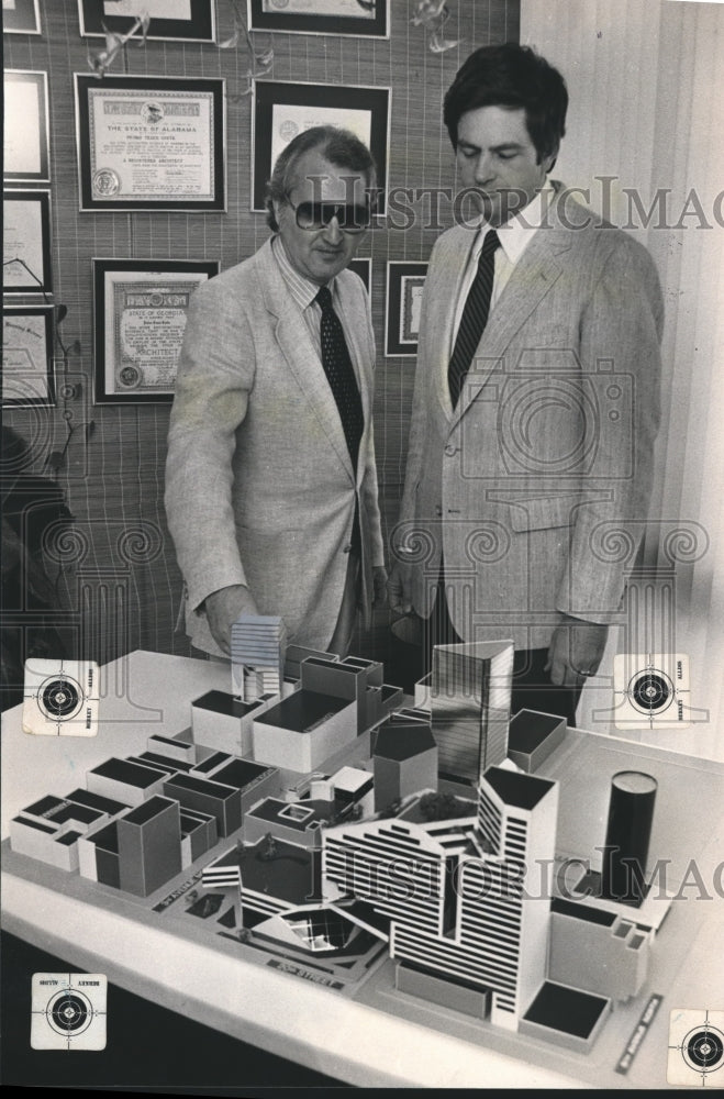 1983 Pedro Costa, Birmingham developer with model of new plan - Historic Images