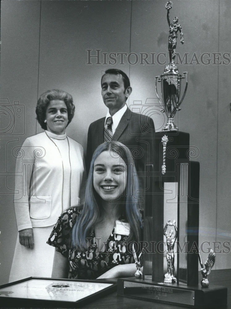 1974, Dorothea Coughlin, Birmingham&#39;s Outstanding Youth Awarded - Historic Images