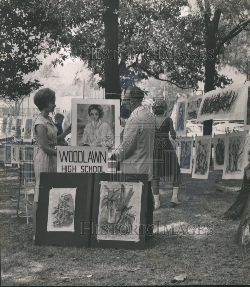 1962, Sidewalk art show, Woodlawn High School Booth, Birmingham, AL - Historic Images