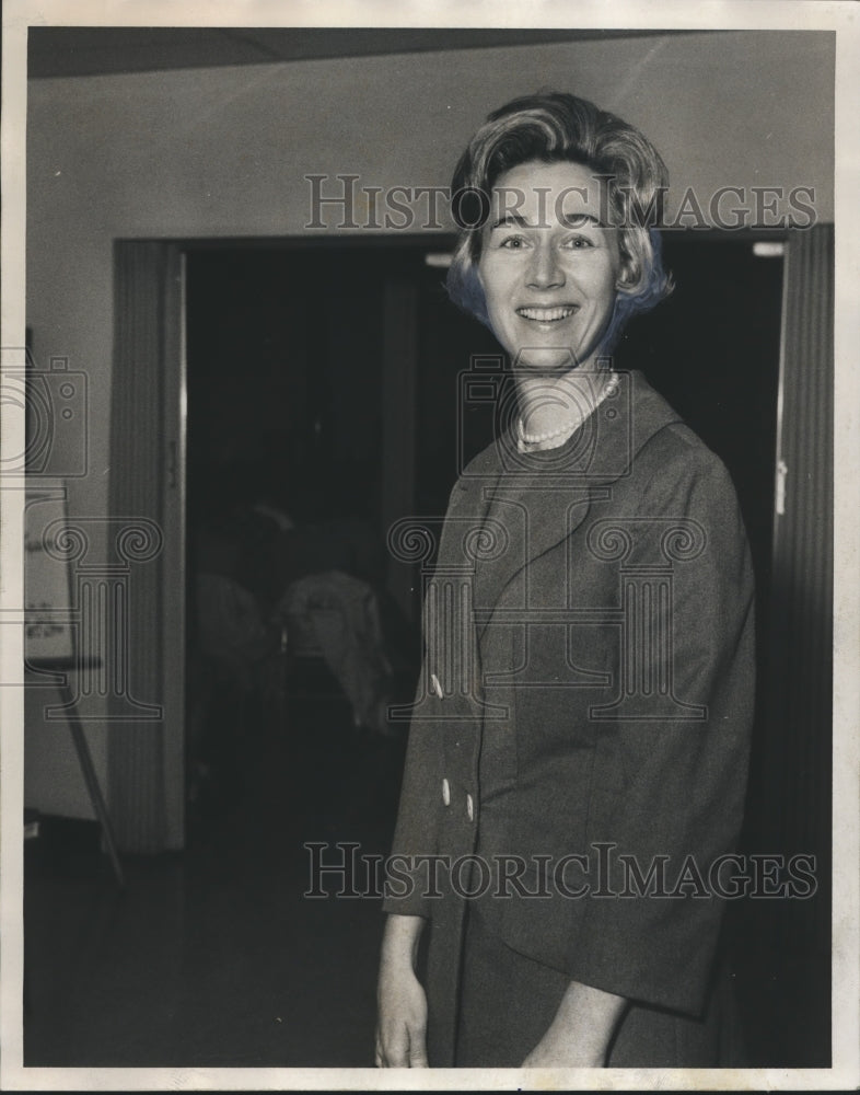 1969, Mrs. Felix Drennen of Scribblers - abno01018 - Historic Images