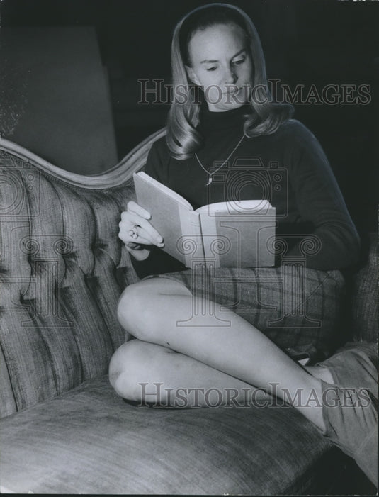 1967, Local Actress Marjorie Crates starring in "Any Wednesday" - Historic Images
