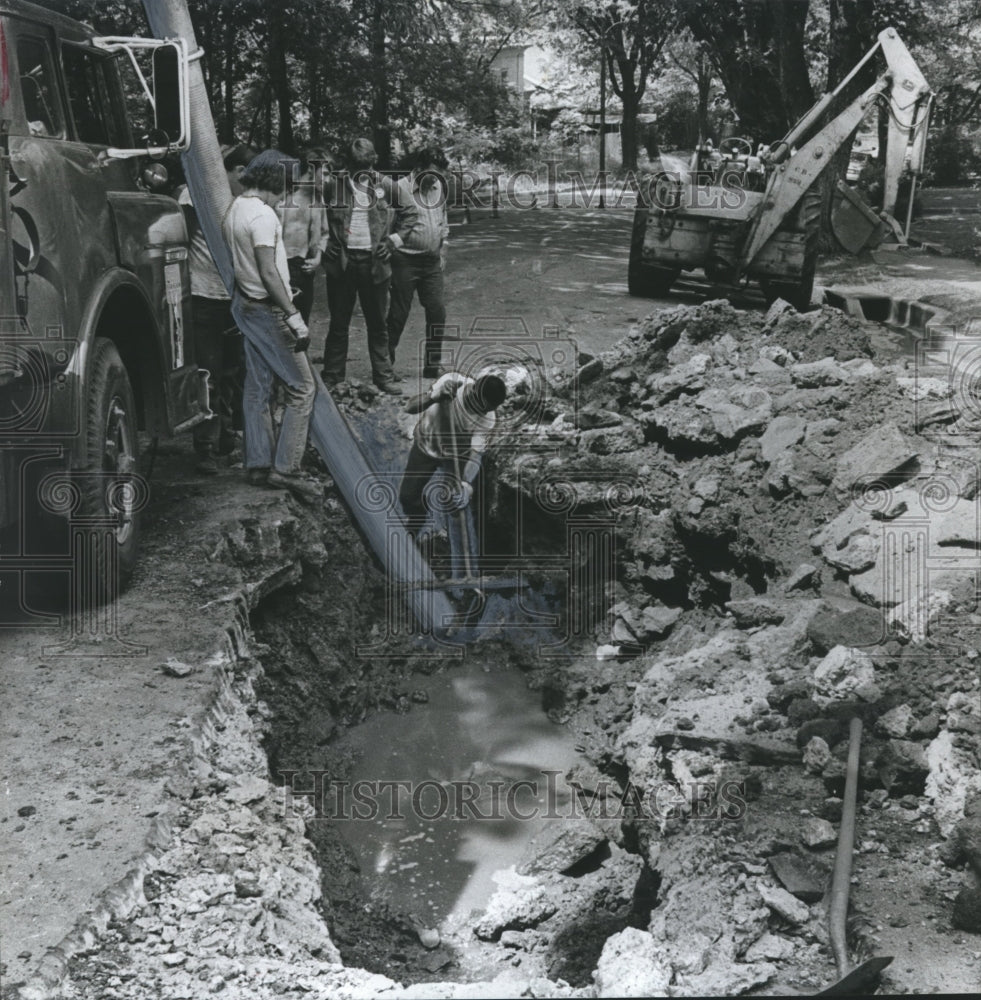 1972, Birmingham, Alabama city crew working on cave-in of road - Historic Images