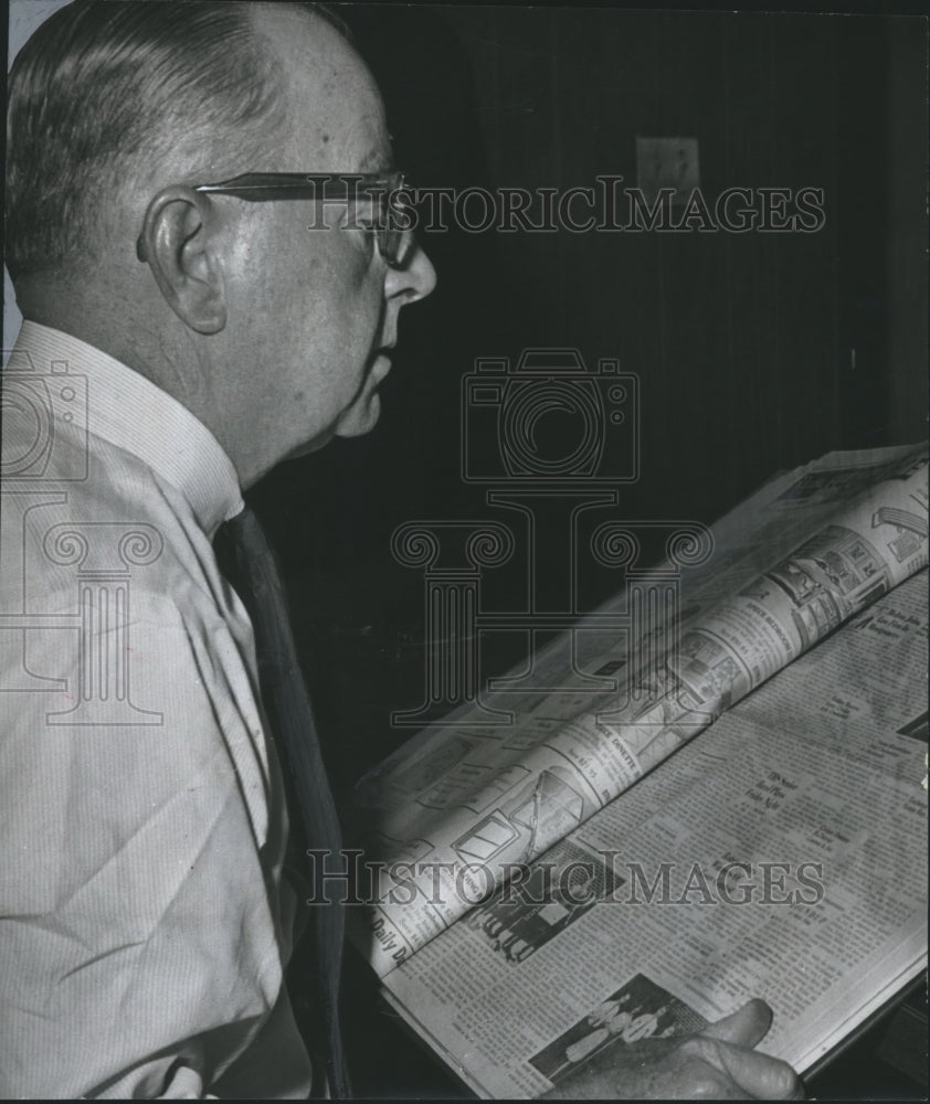 1966 Press Photo Herve Charest, Newspaper Publisher - Tallassee, Alabama - Historic Images