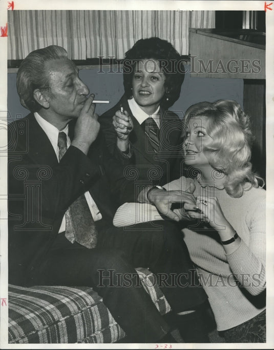 1972, Actor Chester Corson with Others in Last of the Red Hot Lovers - Historic Images