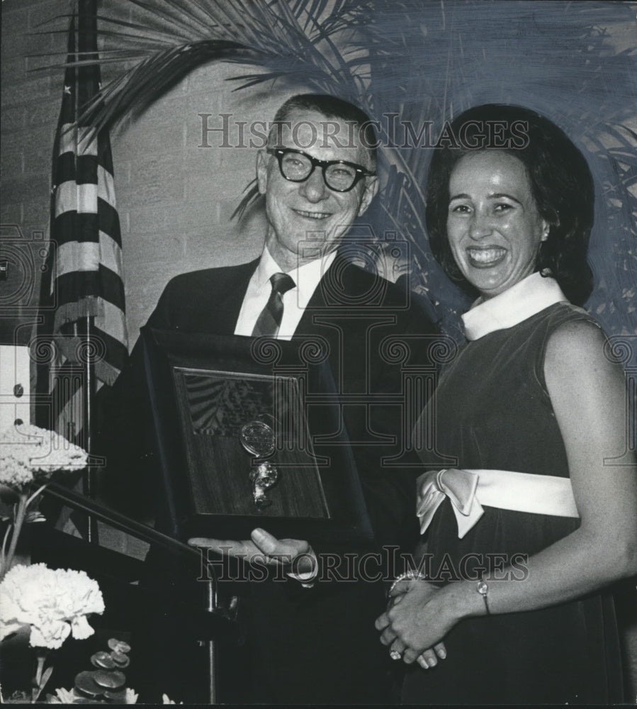 1969, John Bloomer presents award to Martha McInnis, Alabama - Historic Images