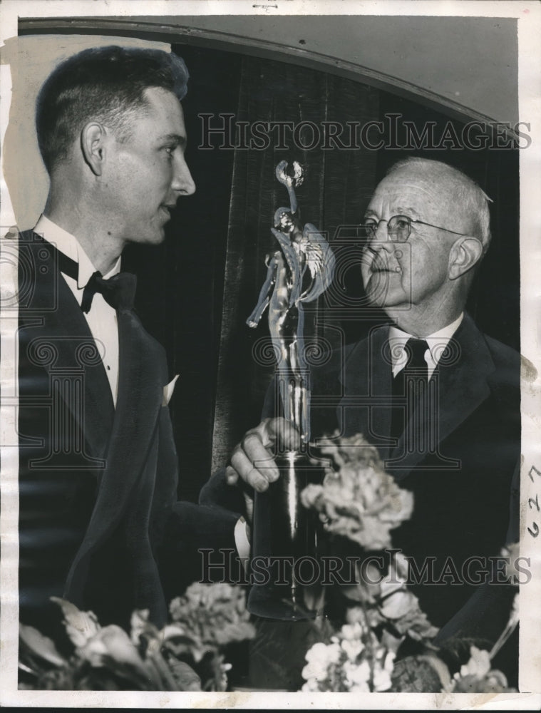 1949, Doctor Henry Edmonds, Man of the Year with Trophy and Other - Historic Images