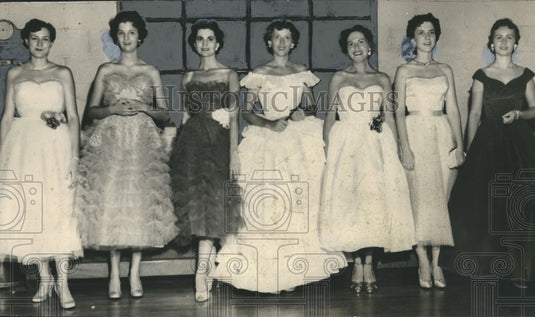 1954, Seven Contestants of Maid of Cotton title in Jasper, Alabama - Historic Images