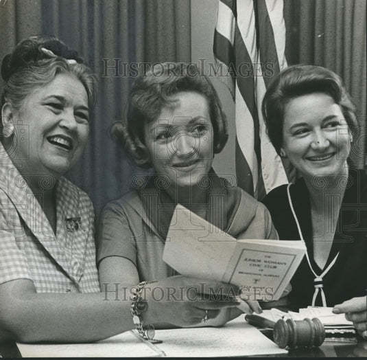 1965 Press Photo Mayme Campbell, Mrs. Jack Morrow, Mrs. Lester Hardwick, Alabama-Historic Images