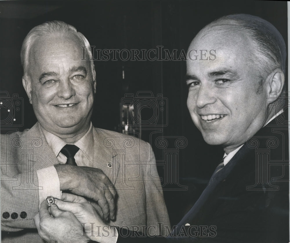 1969 Press Photo Roper Dial Honored at Opening of Sears Store in Birmingham - Historic Images