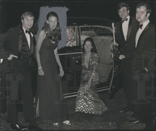 1972 Press Photo Group Arrives in Vintage Limousine for Dance - abno01811 - Historic Images