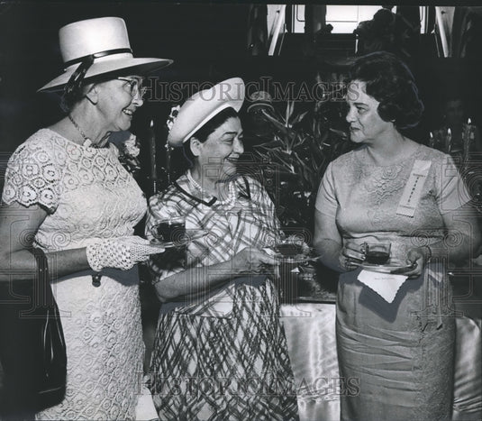 1966, Mrs. Horace Hammond, Birmingham Art Association & others at tea - Historic Images