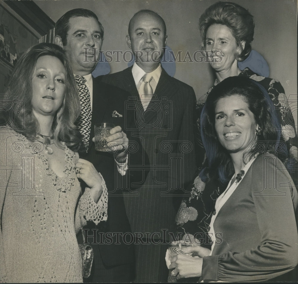 1972 Press Photo Mr. and Mrs. Lawrence Dunham and others at party - abno02070 - Historic Images