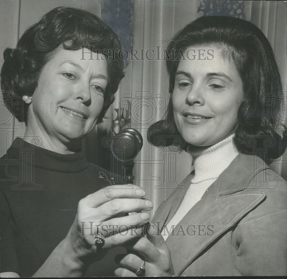 1973, Mrs. Gene Kelser hands gavel to Mrs. Virginia Doyle, Clubwomen - Historic Images