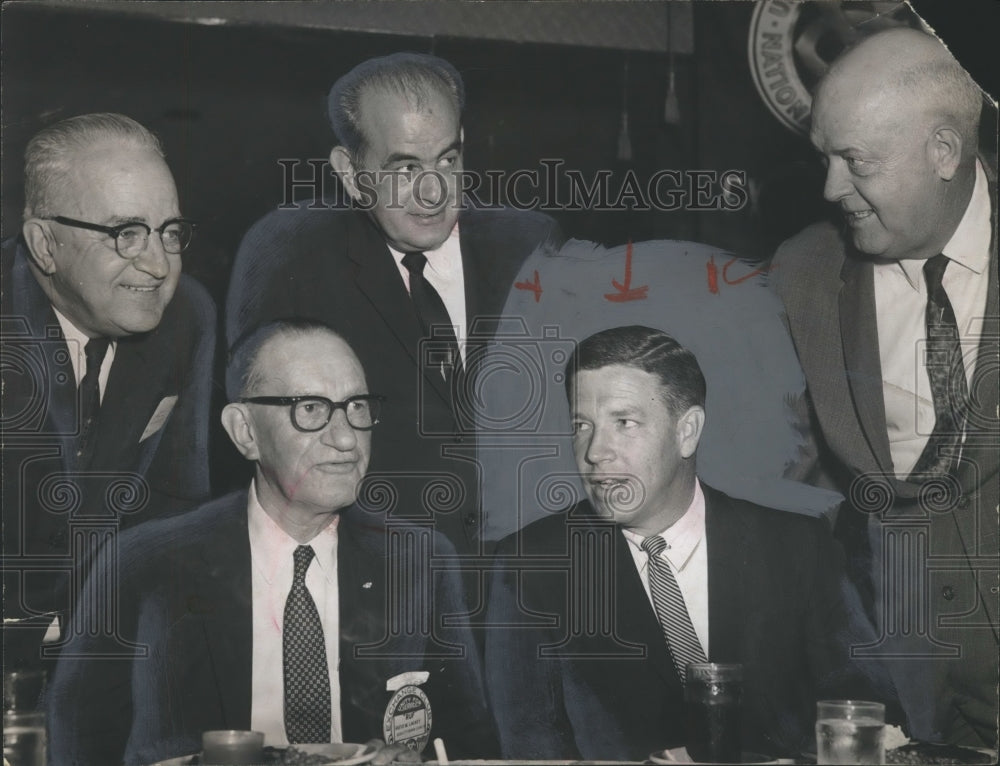 1981, Senator E. Haltom addresses Birmingham Exchange Club - Historic Images