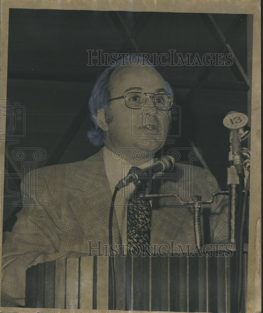 1976 Doctor John Durant, physician - Historic Images