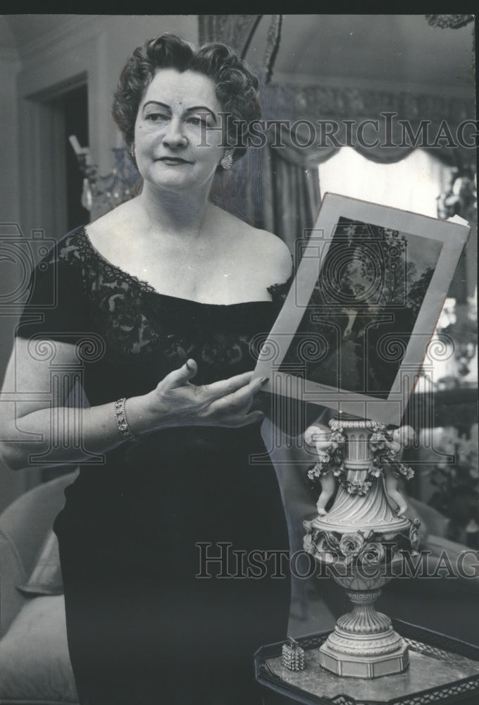 1957, Mount Vernon Ladies Association, Mrs. Morris Williams Bush - Historic Images