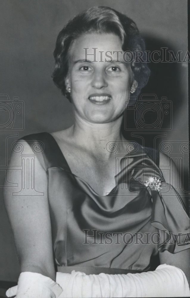 1963 Press Photo Birmingham Music Club concert-goer, Mrs. Lowell S. Hamilton - Historic Images