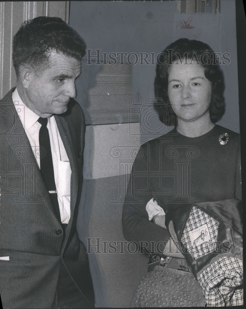 1966 Press Photo Defendant William Frink with State Auditor wife, Bettye Frink - Historic Images