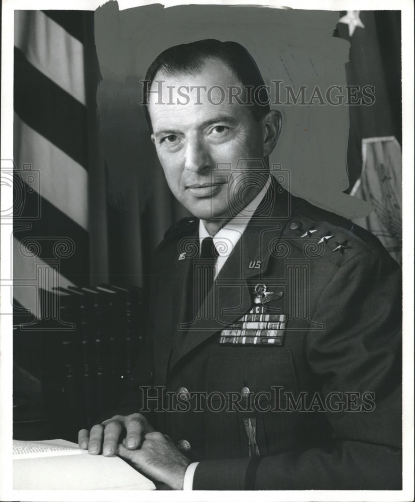 1966 Press Photo Lieutenant General John Carpenter, U.S. Army - abno02573 - Historic Images