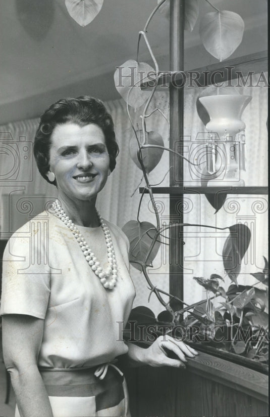 1961, Mrs. Arthur J. Hanes, Wife of Mayor of Birmingham, Alabama - Historic Images
