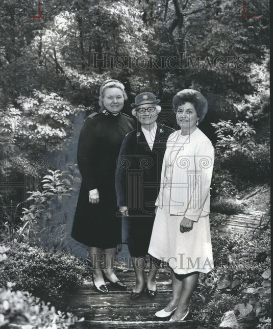 1975, Salvation Army Women's Auxiliary Officials, Southern Territory - Historic Images