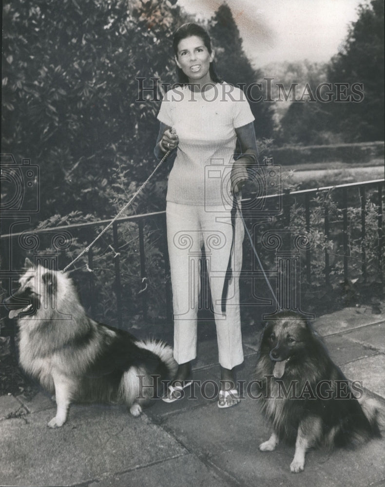 1967 Press Photo Mrs. James M. Burt III Walking Dogs - abno02682 - Historic Images