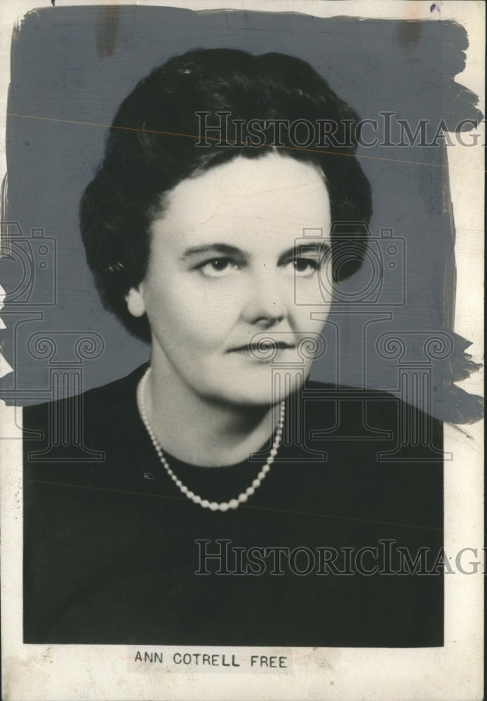 1962 Press Photo Correspondent Mrs. James Free - abno02695 - Historic Images