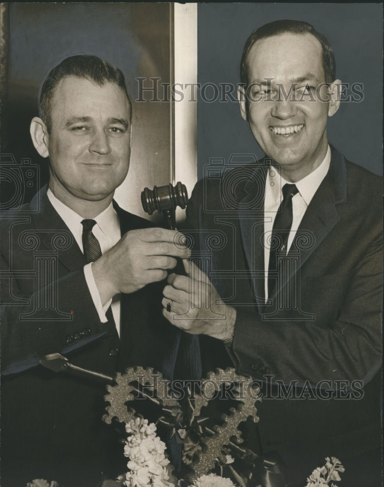 1964, William A. Watts Jr., left, and Frank Dominick exchange gavel - Historic Images