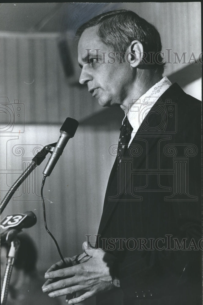 1964 Press Photo Politician Richard Dominic - abno02767 - Historic Images
