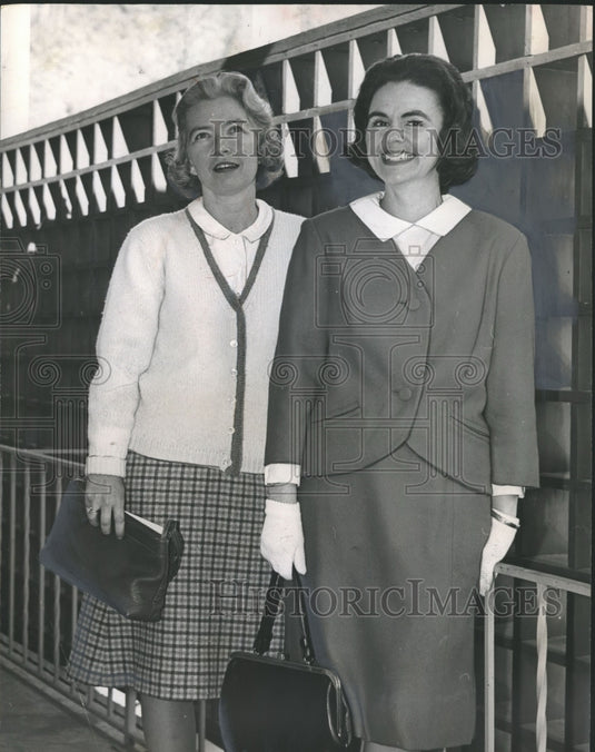1964, Mrs. Henry S. Fowlkes Jr., Mrs. M. E. Moor Jr., of Scribblers - Historic Images