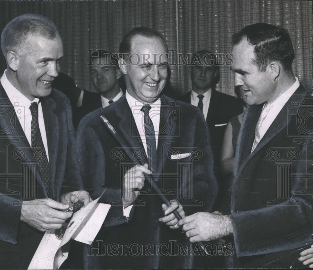 1959 Press Photo Molton Hotel - William P. Wright Commissioned in State Militia - Historic Images