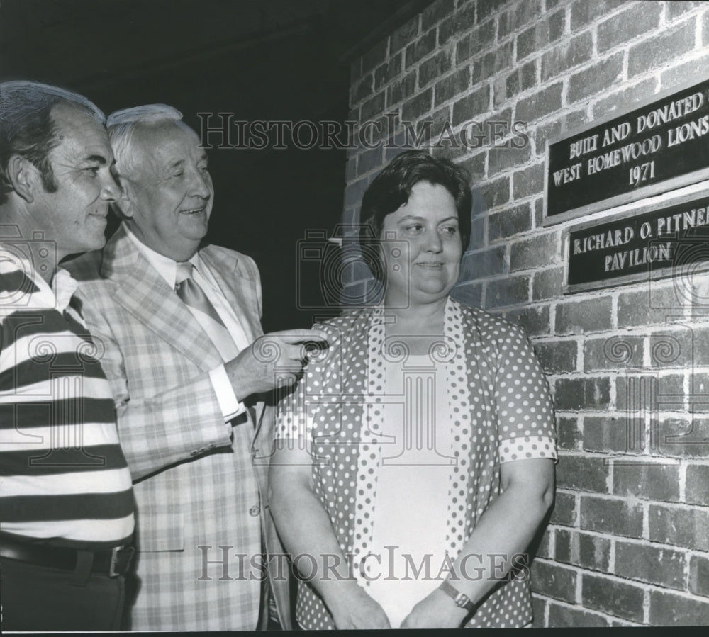 1977 Press Photo Homewood Mayor Robert Waldorf at Dedication of Pitner Pavilion - Historic Images