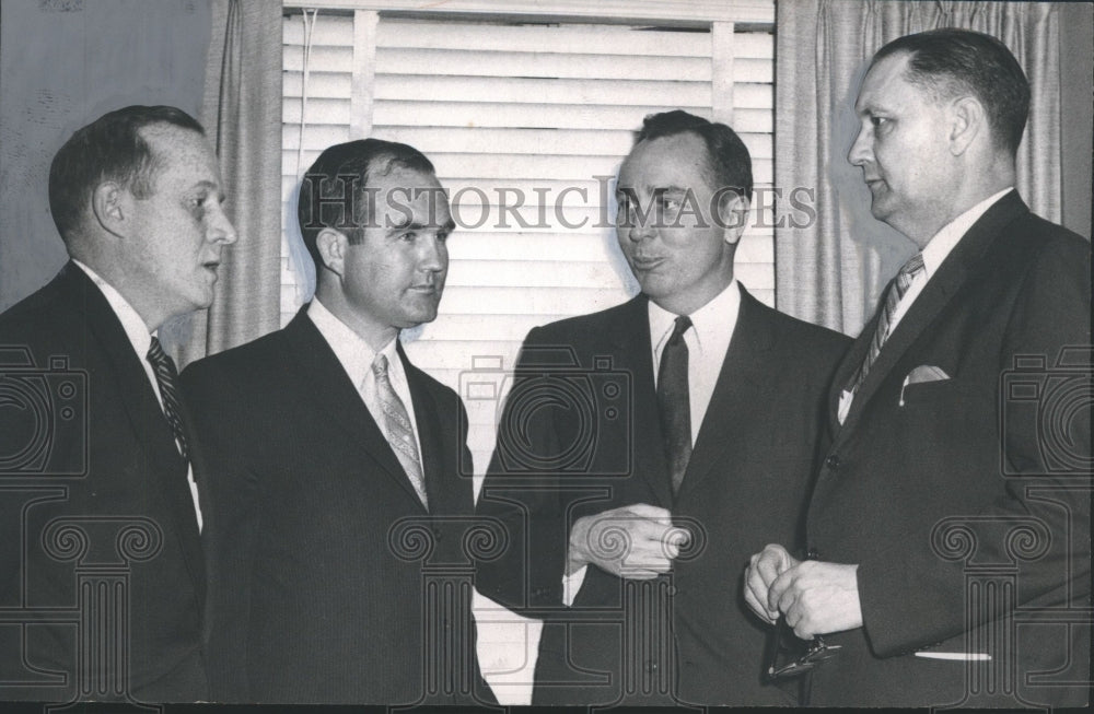 1960 Press Photo Alabama Governor John Patterson with other state officials - Historic Images