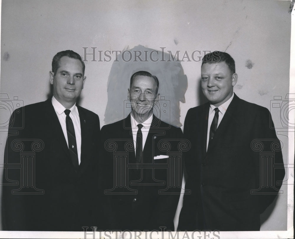 1965 Press Photo Eastwood Kiwanis Club - Si Wages, President, and Others - Historic Images