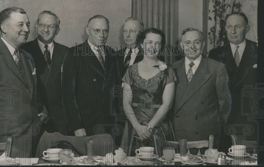 1952, H. A. Berg at Annual meeting of Tuscaloosa Chamber of Commerce - Historic Images
