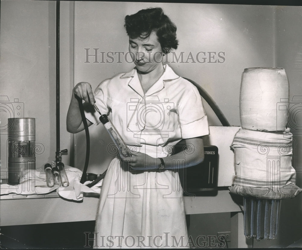 1956 Mattie Gautney, University Hospital, Prepares Instant Arteries - Historic Images