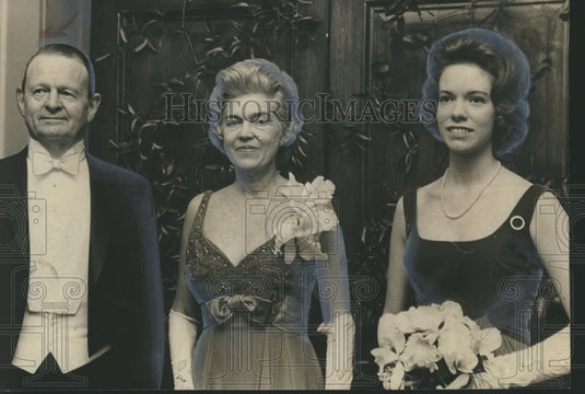 1964, Mr. and Mrs. Charles L. Gaines Jr. Present Debutante Daughter - Historic Images