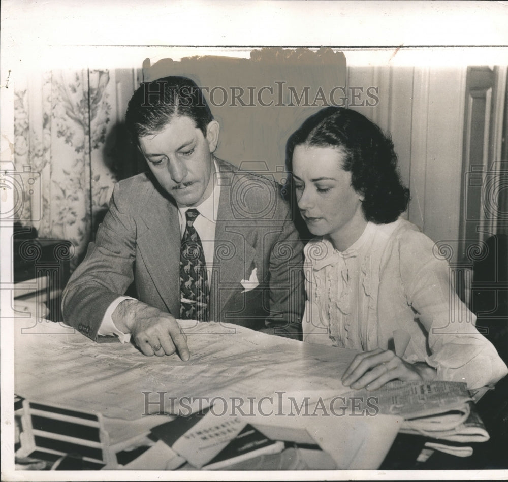 1948, Mrs. Dorothy Underberugh, William Neale Roach, Political Group - Historic Images