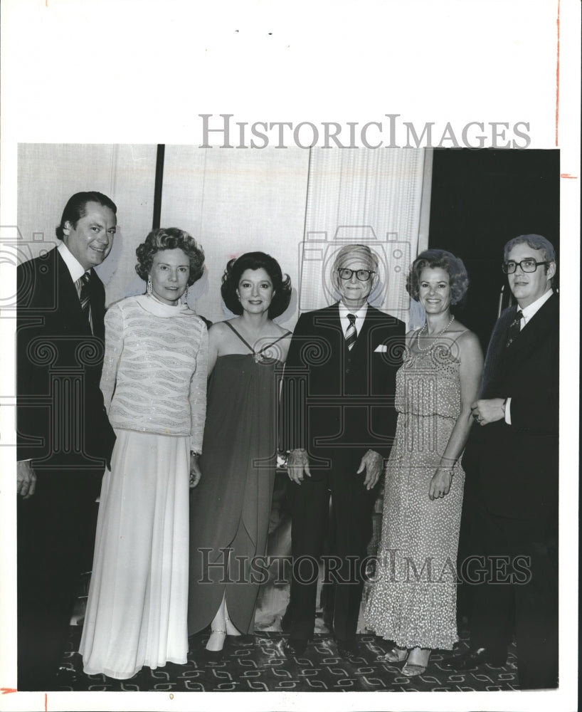 1978, Virginia Goodson, Kirkman o'Neal and others at festive soiree - Historic Images