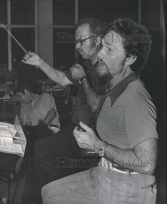 1972, Singer Andrey Gainey and Walter Moeck at Orchestra Concert - Historic Images