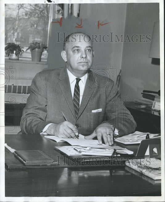 1963, Judge W. W. Weatherford of Russellville, Alabama at desk - Historic Images